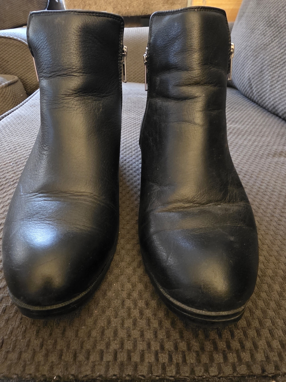 Nine West Black Leather Ankle Booties with Side Zip